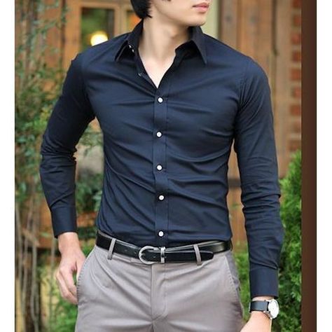 Navy Blue Shirt Outfit, Blue Shirt Outfit Men, Blue Shirt Outfit, Animated Couple, Mens Pants Fashion Casual, Dapper Mens Fashion, Stylish Shirts Men, Mens Smart Casual Outfits, Outfit Hombre