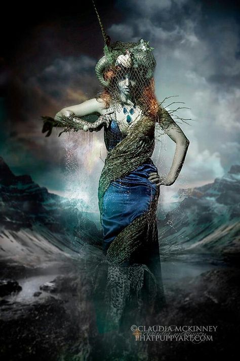 I want to incorporate the raggedy material into our sea witch costume and the scaley make-up. maybe some fishnet gloves? Sea Witch Costume, Sea Costume, Mermaid Parade, Sea Siren, Mermaids And Mermen, Sea Witch, Mermaid Costume, Witch Costume, A Mermaid