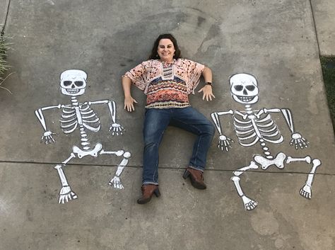 #sidewalkchalkadventures dancing skeletons Halloween chalk art Happy Halloween Skeleton Chalk Art, Halloween Driveway Chalk Art, Chalk Art Halloween Ideas, Funny Chalk Art, Chalk Skeleton, Halloween Sidewalk Chalk Art, Sidewalk Drawing, Halloween Chalk Art, Sidewalk Chalk Photos