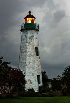 Old Point Comfort Lighthouse, Fort Monroe, Hampton VA Lighthouse Maine, Hampton Virginia, Virginia Photography, Lighthouse Lighting, Lighthouses Photography, Lighthouse Photos, Lighthouse Keeper, Lighthouse Pictures, Lighthouse Art