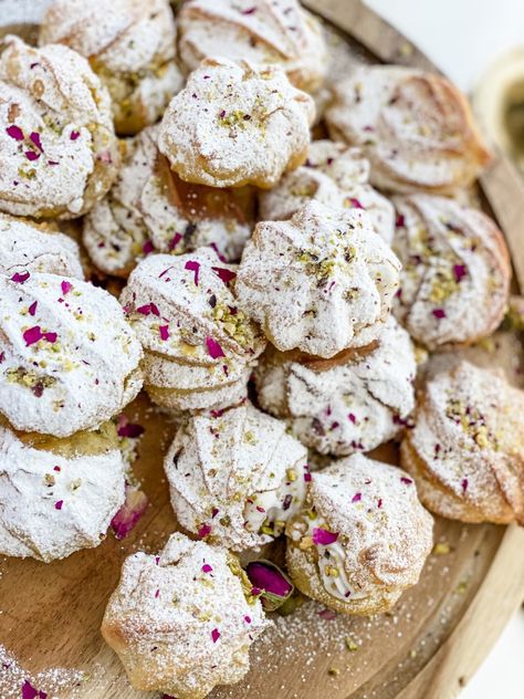 Vegan Finger Desserts, Persian Coconut Cookies, Persian Sweets Recipes, Vegan Persian Food, Persian Desserts Recipes, Vegan Persian Recipes, Persian Cream Puffs, Persian Pastries, Syrian Dessert