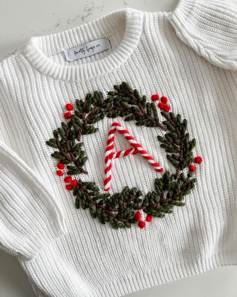 Christmas Jumper Embroidery, Hand Embroidered Christmas Sweater, Christmas Embroidered Sweater, Hand Embroidery Blanket, Christmas Sweater Embroidery, Sweater Embroidery Ideas, Embroidered Christmas Sweater, Embroidery Sweaters, Diy Christmas Sweater