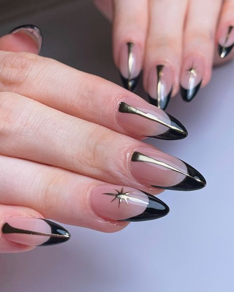 It was so special creating a gothic, art deco inspired set for my client. I have a special place in my heart for this style of nails. My client wanted to add a dramatic length to her nails without compromising comfort. We opted for @apresnailofficial tips in Medium Almond to allow my client a natural look and feel. Soft gel extensions are such a game changer, allowing you to get instant length without excess filing, dust, or discomfort! Christmas appointments are nearly booked out - book to... Fourth Wing Nail Ideas, Fourth Wing Nail Art, Fourth Wing Nails, Christmas Appointments, Gothic Art Deco, Medium Almond, Her Nails, Gel Extensions, Fourth Wing