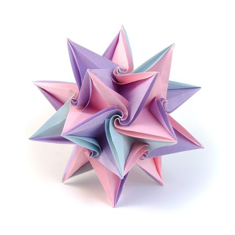 Dragon Origami, Beautiful Origami, Origami Ornaments, Origami Star Box, Origami Lamp, Tutorial Origami, Origami Ball, Origami Models, Origami Dragon