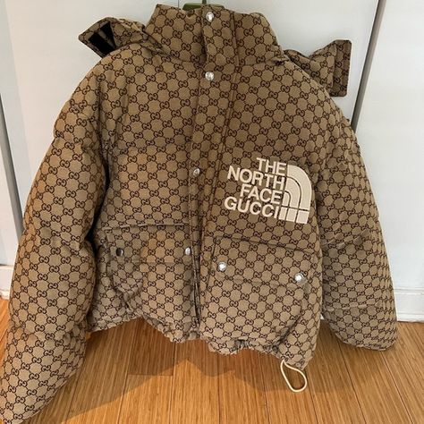 Gucci North Face Puffer, North Face Gucci Puffer Jacket, North Face Gucci Jacket, The Nord Face, Gucci North Face, Gucci Outfits Women, The North Face Gucci, North Face X Gucci, Outfits Male