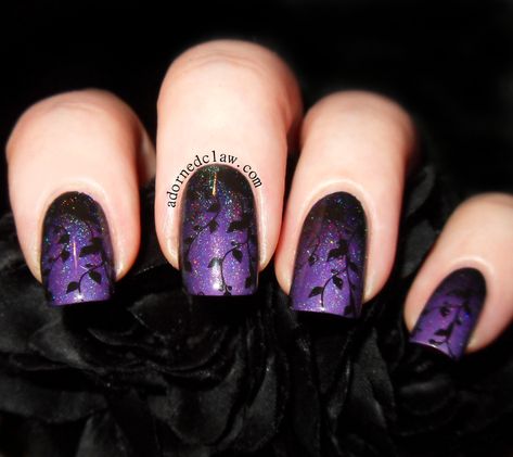 Purple Goth Nails Short, Black And Purple Wedding Nails, Cute Purple Nail Ideas Short, Purple Black Nails Designs, Black And Purple Short Nails, Sirius Black's Daughter, Purple Wedding Nails, Black And Purple Nails, Grad Nails