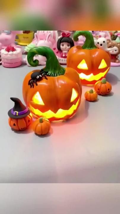 Halloween Decor Ideas Diy, Christmas In Usa, Garage Halloween, Halloween Nail Art Tutorial, Scary Halloween Decorations Outdoor, Halloween Eve, Usa Christmas, Halloween Decor Ideas, Halloween Fest