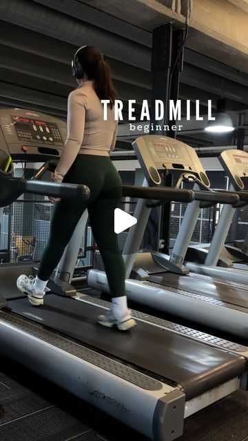 liza marie pasquale on Instagram: "12-3-30 is not for everyone!!  When I first started my journey the viral treadmill workout was not realistic for me. This is a version of that workout that’s still challenging for a beginner but most important realistic!!!   Make it your own and feel free to drop that speed down to 2.5 as the incline goes up! I know if you have shorter legs a 3 speed can be very challenging!  If you are looking to start your fitness journey I became a personal trainer to help women who feel stuck just like I did my entire life growing up morbidly obese! I created an app full of thousands of my favorite recipes, all of my workouts with video demos of myself + 24/7 messaging for accountablity, an in app group with other women going through the same journey as you and full a Treadmill Workout For Fat Loss, Beginner Treadmill Workout Walking, Treadmill Challenge 30 Day, Treadmill Workout Walking, Beginner Treadmill Workout, Treadmill Challenge, Beginner Treadmill, 20 Minute Treadmill Workout, Treadmill Walking Workout