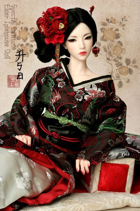 Geisha Drawing, Japanese Fans, Chinese Dolls, Afrique Art, Geisha Art, Tokyo Story, Chinese Art Girl, Fantasy Doll, Japanese Geisha