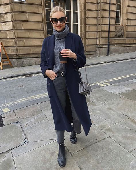 Lydia Tomlinson - Daily Style on Instagram: “When the wind’s about to blow you over but you were savvy and put your hair in a bun so it doesn’t matter 💪🏼🤷🏼‍♀️💨 Outfit: @Zara coat, old…” Lydia Jane Tomlinson, Blue Jumper Outfit, Knitted Jumper Outfit, Light Blue Jumper, Lydia Tomlinson, Millennial Style, Hair In A Bun, Boyish Style, Light Blue Knit