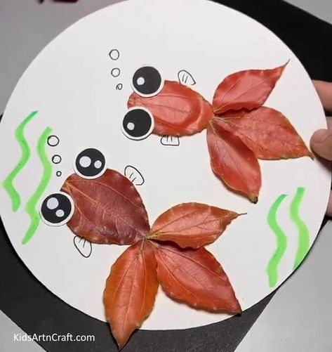 Easy Craft To Make With Leaves Check more at https://www.kidsartncraft.com/easy-leaf-craft-ideas/ Leaf Mermaid Craft, Diy Leaf Art, Leaf Crafts Kids, Fish Paper Craft, Artwork Tutorial, Ocean Craft, Aquarium Craft, Ocean Theme Crafts, Diy Leaf