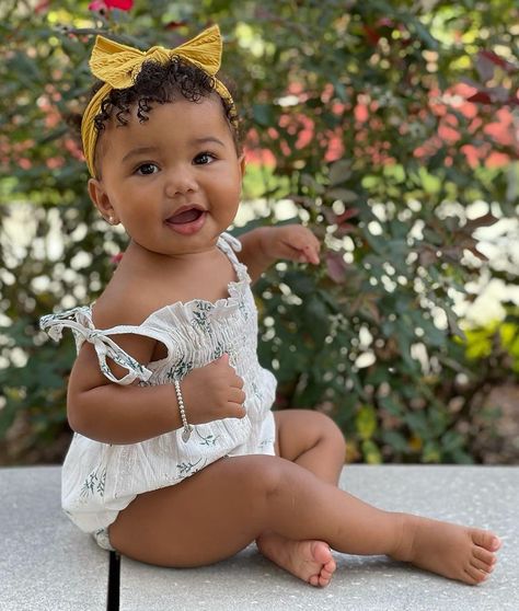 Mixed Baby Girl, Girl Names And Meanings, Baby Girl Hairstyles Curly, Names And Meanings, Easy Toddler Hairstyles, Mix Baby Girl, African Babies, Toddler Hairstyles, Cute Mixed Babies