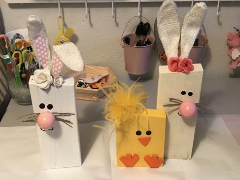 Wood Block Easter Easter Scrap Wood Projects, Wood Block Animals, Easter Jenga Block Crafts, 2 X 4 Scrap Wood Projects, Wooden Block Crafts, Easter Wood Crafts Diy, Wooden Easter Crafts, Easter Wood Projects, 4x4 Wood Crafts