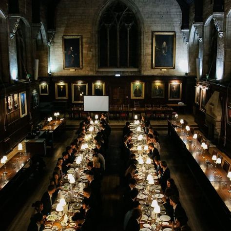 undergraduates from Balliol College, Oxford celebrated Halfway Hall Balliol College Oxford, University Dining Hall, Exam Hall, Boarding School Aesthetic, Moving To Scotland, Ruth Ware, Oxford College, Dark Academy, Romanticizing School