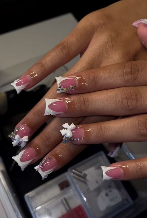 Short Acrylic Nails Duck, Hoco Nail Designs, Nail Designs Hoco, Acrylic Toe Nails, Acrylic Nail Set, Duck Nails, Hard Nails, Hate School, Colored Acrylic Nails