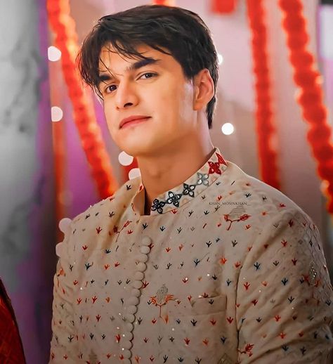 Kartik Goenka, Kartik And Naira, Mohsin Khan, Crazy Fans, Best Love Stories, I Like Him, Love Quotes For Her, Cute Actors, Best Actor