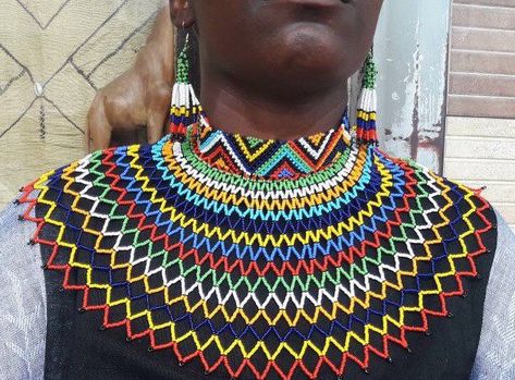 Zulu Traditional Wedding, Zulu Wedding, Zulu Necklace, Beaded Shawl, Funky Clothes, Africa Necklace, African Beads Necklace, Beautiful Beaded Necklaces, Shoulder Necklace