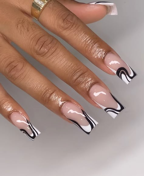 Abstract French Tip Nails, Abstract French Tip, Ny Nails, Acrylic Toe Nails, Colored Acrylic Nails, French Tip Acrylic Nails, Work Nails, Glow Nails, Dope Nail Designs