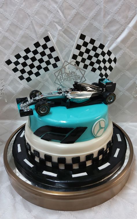 Formula 1 Party Theme, Formula 1 Cake Ideas, F1 Bday Cake, Formula 1 Cakes For Men, Formula 1 Birthday Cake, F1 Cake Ideas, Formula One Cake, Bolo Formula 1, Formula One Party