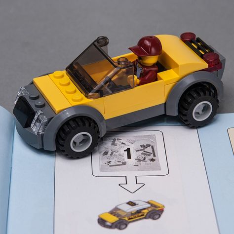 Lego Car Instructions, Lego Car Ideas, Lego Cars Instructions, Taxi Car, Lego City Sets, Yellow Taxi, Building Instructions, Saved Pins, Lego Cars