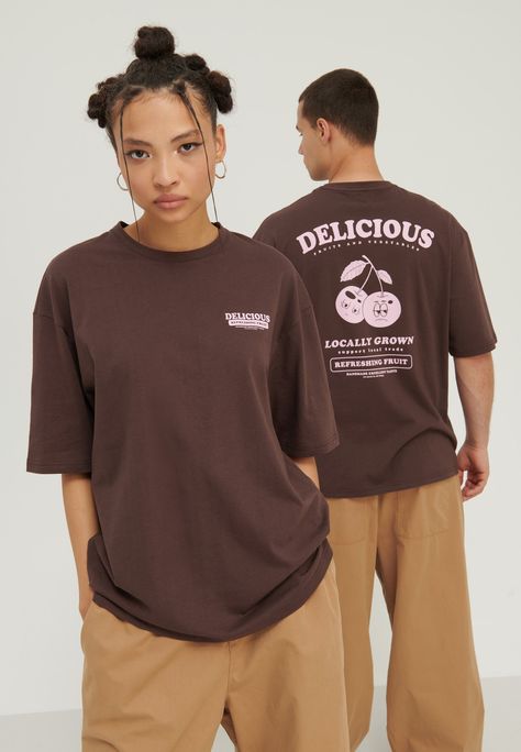 Brown Tshirt Design, Brown T Shirt Outfit, Brown Tshirt Outfit, Dtf Print Designs, Mock Up T Shirt, Brown Shirts, Design Kaos, Brown Tee, Brown T Shirt