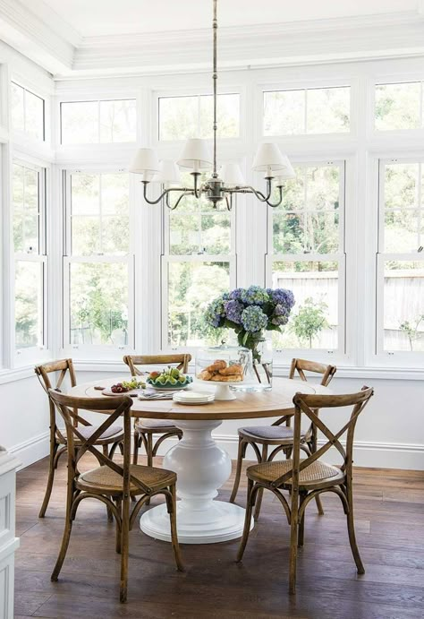 Hamptons House Interior, Hamptons Style Interior, Hampton Style Home, Hamptons Style Decor, Hamptons Dining, Hamptons Kitchen, Hamptons Style Homes, Hamptons Style Home, Styl Hampton