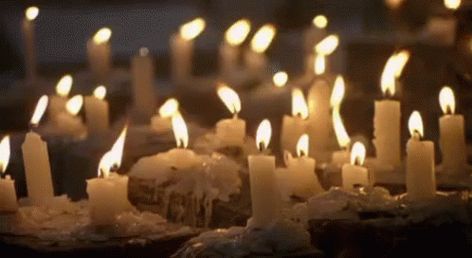 Candle Gif, Fire Candle, Aesthetic Candle, Moving Cards, Saving A Marriage, Aesthetic Candles, Candle Aesthetic, Moving House, Aesthetic Gif