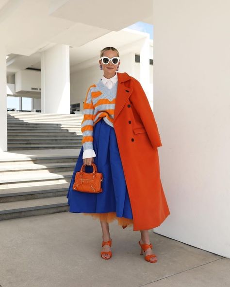 Crush A, Blair Eadie, Orange Coat, Color Combos Outfit, Atlantic Pacific, Color Blocking Outfits, Fashion Sites, Color Crush, Mode Inspo