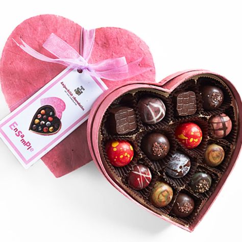 Heart Box Truffle + Bon Bon Assortment - 14 Piece by Knipschildt Chocolatier - Goldbelly Valentine's Day Food, Expensive Chocolate, Chocolate Collection, Haute Couture Style, Milk Chocolate Ganache, Hazelnut Milk, White Chocolate Ganache, Caramel Topping, Chocolate Maker