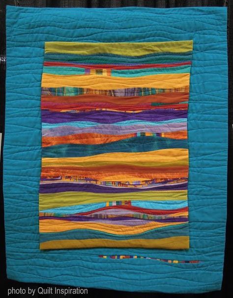 Quilt Arizona ! Part 4 Quilt Wall Hangings Ideas, Improvisational Quilts, Southwestern Quilts, Abstract Quilts, Abstract Art Quilt, Southwest Quilts, Curved Piecing, Landscape Art Quilts, Abstract Quilt