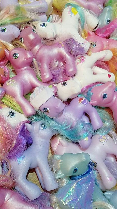 Vintage Mlp Toys, 2000 Childhood, Nostalgia Aesthetic Wallpaper, 00s Childhood, 2000s Dolls, Y2k Toys, G3 My Little Pony, 2000 Toys, 2000s Childhood