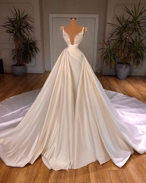 Bridal Wear Cathedral Wedding Dress, Long Flowing Skirts, Long Wedding Dress, White Wedding Dress, Wedding Dress Pictures, Dream Wedding Ideas Dresses, A Wedding Dress, Linnet, Satin Wedding