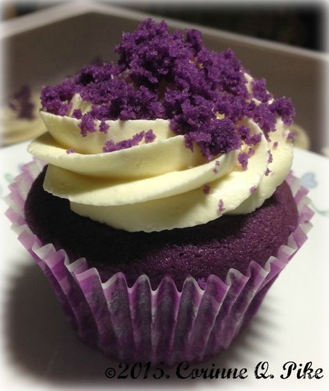 Heart of Mary: Ube cupcakes Ube Cupcake Recipe, Ube Cupcakes, Filipino Sweets, Ube Cake, Ube Recipes, Purple Cupcakes, Purple Yam, Heart Of Mary, Filipino Desserts