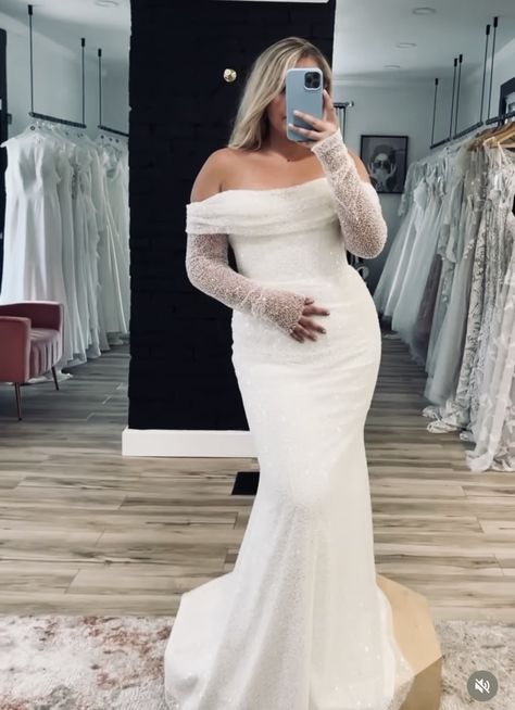 Medium Size Body Wedding Dress, Wedding Dress You Can Wear Again, Curvy Bridal Gowns, Mermaid Wedding Dress With Sleeves Curvy, Wedding Dresses With Mesh Sleeves, Modern Wedding Dress With Sleeves Plus Size, Figure Flattering Wedding Dresses, Modern Elegant Wedding Dress Sleeve, Curvy Bride Wedding Dress With Sleeves