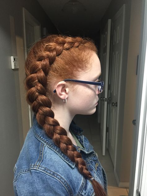 Side Dutch Braid Braids For Frizzy Hair, Side Dutch Braid, Dutch Braid, Crochet Cardigan, Short Hair Styles, Dreadlocks, Braids, Hair Cuts, Hair Styles