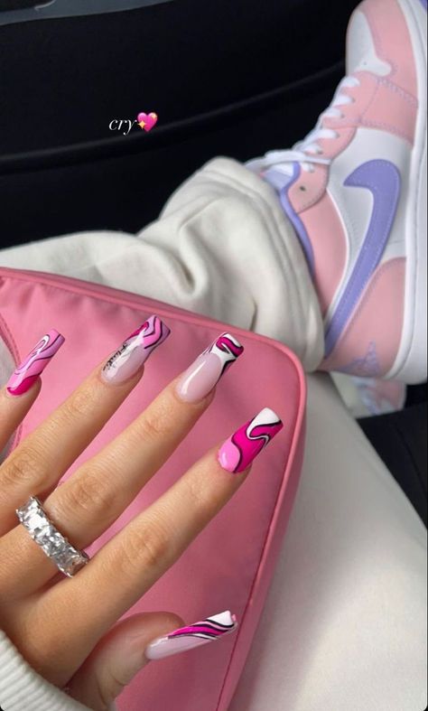 Sharp Nails, Drip Nails, Swarovski Nails, Pink Acrylic Nails, Fire Nails, Level 3, Pretty Acrylic Nails, Chic Nails, Dope Nails