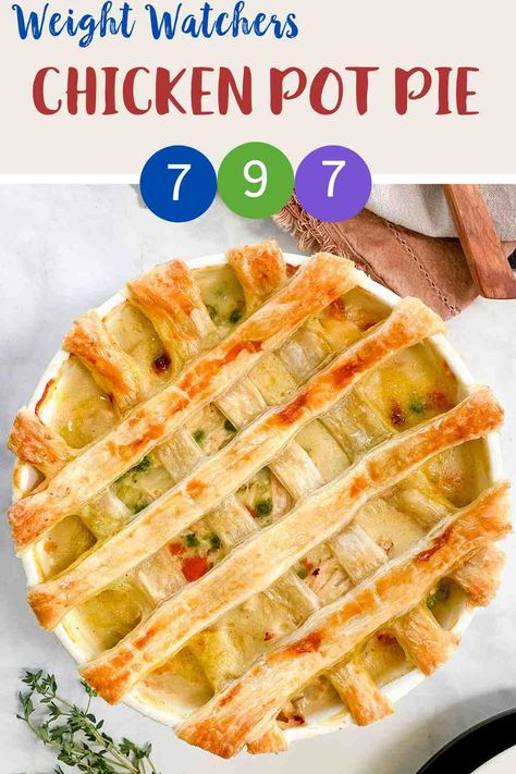 This lovely Chicken Pot Pie is 7 SmartPoints per HUGE portion on Weight Watchers Blue & Purple plans and 9 SmartPoints if you are following the Green plan. Full of flavour and goodness it makes a decadent weight watchers dinner any day of the week. #weightwatchersdinnerrecipes #weightwatchersrecipeswithpoints #weightwatchersblueplan #weightwatchersgreenplan #smartpoints #weighwatcherschickenrecipe #weightwatcherspurpleplan Ww Chicken Pot Pie, Low Fat Chicken Pot Pie, Friend Chicken Recipe, Weight Watchers Pasta Recipes, Weight Watchers Pasta, Low Fat Chicken, Weight Watchers Dessert Recipes, Pie Maker, Weight Watchers Chicken