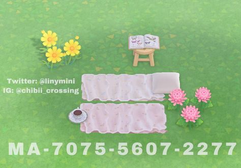 Acnh Winter Blanket, Bear Island, Pink Island, Acnh Cottagecore, Acnh Designs, All Codes, New Animal Crossing, Winter Blankets, Animal Crossing Game