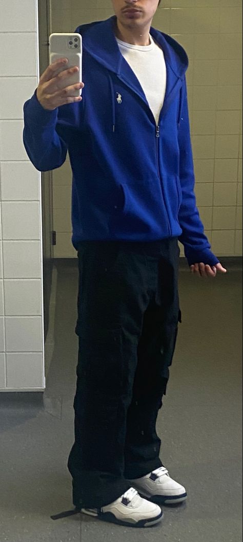 Sweatpants Outfit Men Aesthetic, Polo Zip Up Outfit, Trackpant Outfit Men, Baggy Cargo Pants Men, Blue Zip Up Hoodie Outfit, School Fits Men, Y2k Streetwear Men, Outfits Y2k Hombre, Guys Cargos Outfits