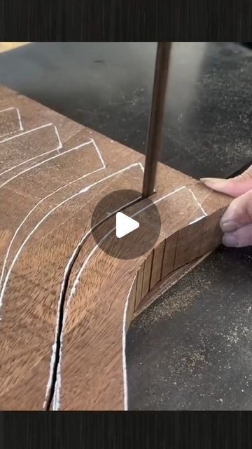 Woodworking Hacks Tips, Fine Woodworking Furniture, Woodworking Templates, Cnc Furniture Plans, Woodworking Plans Patterns, Fine Woodworking Project, Hand Carved Furniture, Woodworking Blueprints, Woodworking Plans Beginner