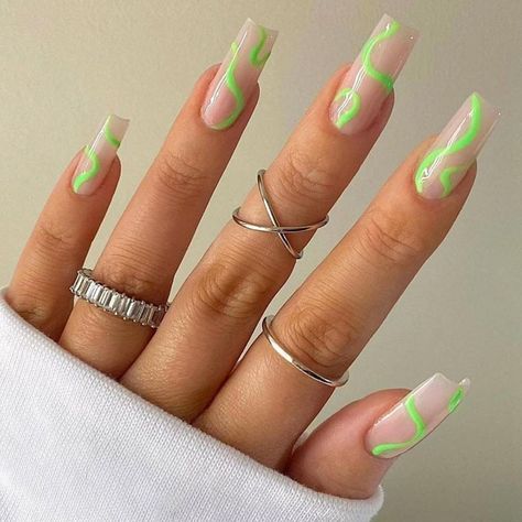 20 Best Green Nail Designs To Try in 2022- The Trend Spotter Neon Green Nails, Green Acrylic Nails, Green Nail Designs, Green Nail, Acrylic Nails Coffin Short, Summer Acrylic Nails, Neon Nails, Nagel Inspo, Square Acrylic Nails