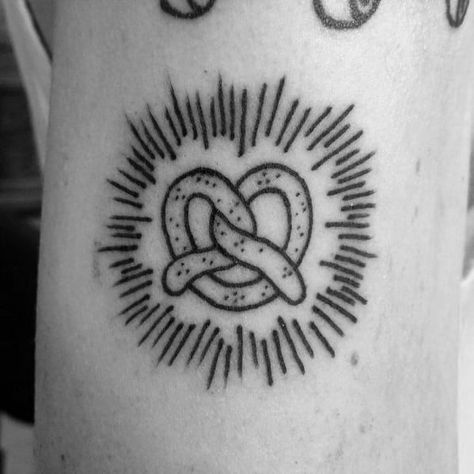 30 Pretzel Tattoo Ideas For Men - Salty Snack Designs Pretzel Tattoo Ideas, Soft Pretzel Tattoo, Pretzel Tattoo, Cat Tats, Skin Mapping, Tiny Tats, Tattoo Board, Soft Pretzel, Tattoo Ideas For Men