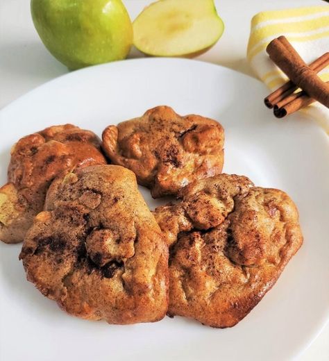 Apple Fritter Air Fryer Recipe | The Leaf Nutrisystem Blog Apple Fritter Recipe, Nutrisystem Recipes, Apple Recipes Healthy, Vanilla Frozen Yogurt, Apple Fritter, Air Fryer Recipe, Breakfast Sweets, Healthy Apple, Apple Fritters