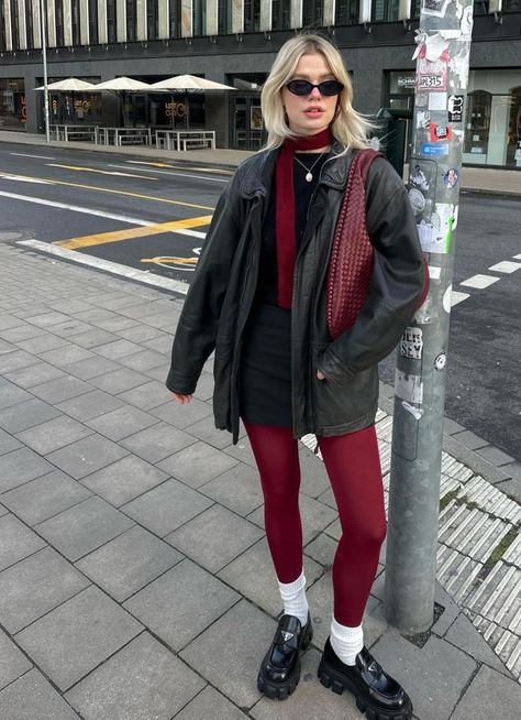 Socks And Tights Street Style, Burgundy Tights Outfits, Burgundy Socks Outfit, Linda Sza Outfits, Red Tights Outfit Aesthetic, Burgundy Mini Skirt Outfit, Burgundy Tights Outfit Winter, Cherry Red Aesthetic Outfit, Cherry Red Shoes Outfit