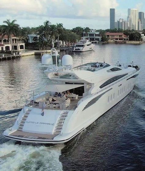 Mini Yacht, Yatch Boat, Cruiser Boat, Luxury Private Jets, Deck Boat, Yacht Life, Bigger Boat, Boats Luxury, Yacht Boat