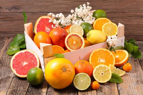 Kidney Stone Diet, Protein Packed Meals, Citrus Essential Oil, Citrus Oil, Variety Of Fruits, Good Foods To Eat, Fresh Fruits And Vegetables, Delicious Fruit, Sweet Taste