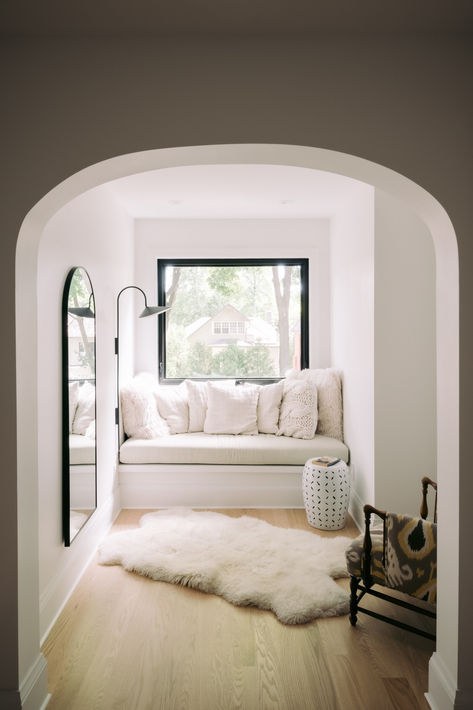 Built in reading bench in a cozy corner with natural light is the perfect spot to curl up with a book! Bench Reading Nook, Reading Nook Bench, Arched Alcove, Bench Nook, Reading Bench, Nook Bench, Cozy Reading Nook, Cozy Reading, Cozy Corner