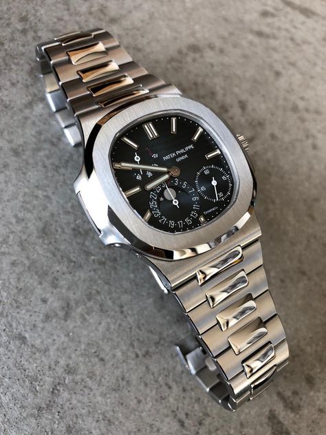 Stylish Watches Men, Fancy Watches, Patek Philippe Watches, Premium Watches, Retro Watches, Dream Watches, Stylish Watches, Mens Accessories Fashion, Beautiful Watches