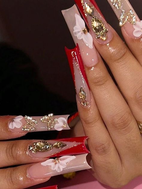 Red And Gold Butterfly Nails, Acrylic Nail Designs Short Square, Gold Acrylic Nail Designs, Gold Butterfly Nails, Pointy Nail Designs, French Girl Fashion, Quinceanera Nails, Diamond Red, Golden Nails