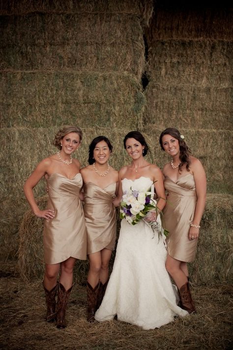 Western Wedding Bridesmaids Dresses With Boots, Bridesmaids With Boots, Bridesmaid Dresses With Cowboy Boots, Fall Country Wedding, Country Boots, Southern Wedding, Girls Dream, Wedding Pics, Wedding Looks